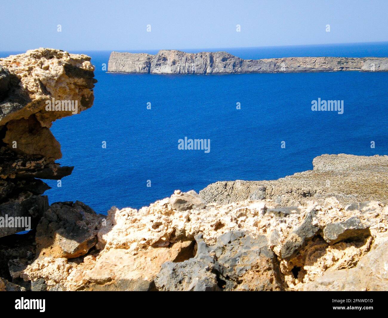 Crete Rocheux Ilot rocheux hi-res stock photography and images - Alamy
