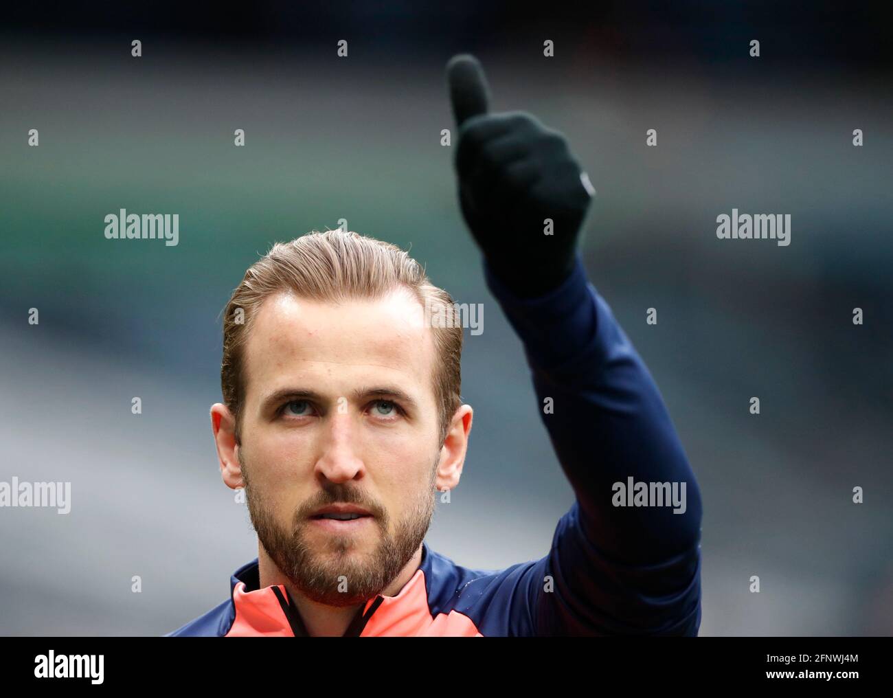 Tottenham Hotspur's Harry Kane gestures to fans before the Premier League match at the Tottenham Hotspur Stadium, London. Picture date: Wednesday May 19, 2021. Stock Photo