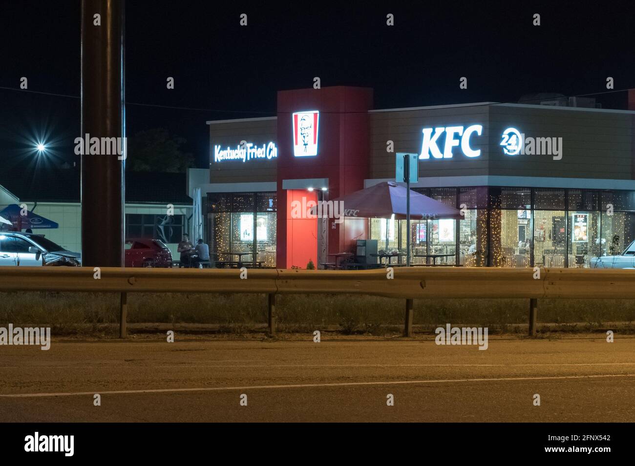 Kamtarona arab ona porno Kutilmagan jinsiy aloqa pozitsiyalari