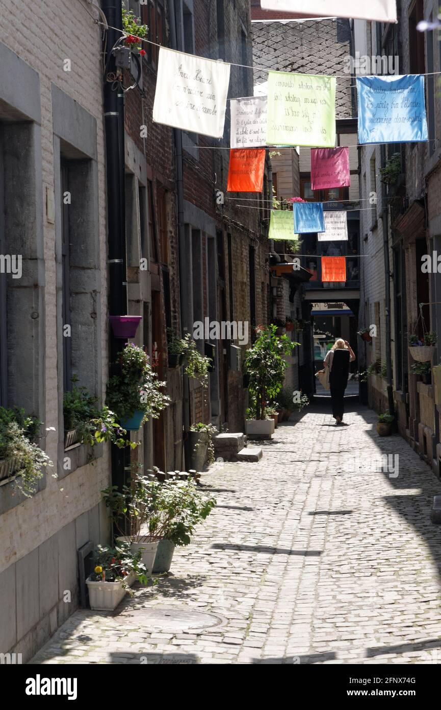 Visiter Liège en Belgique petite ruelle Stock Photo