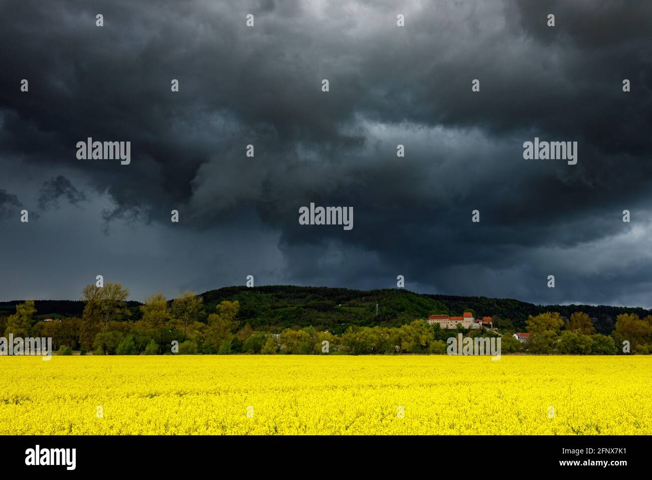The Creuzburg castle in Thuringia in a thunderstorm Stock Photo - Alamy