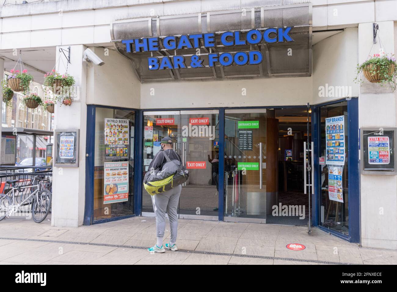 The clock bar hires stock photography and images Alamy