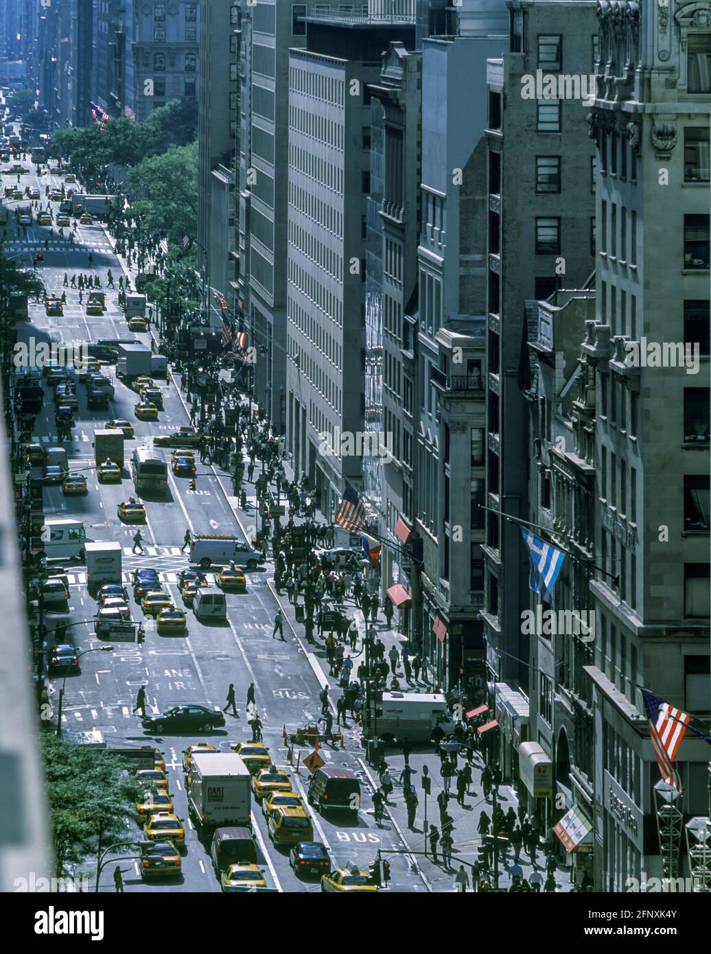 2005 HISTORICAL ABOVE FIFTH AVENUE MIDTOWN MANHATTAN NEW YORK CITY USA ...