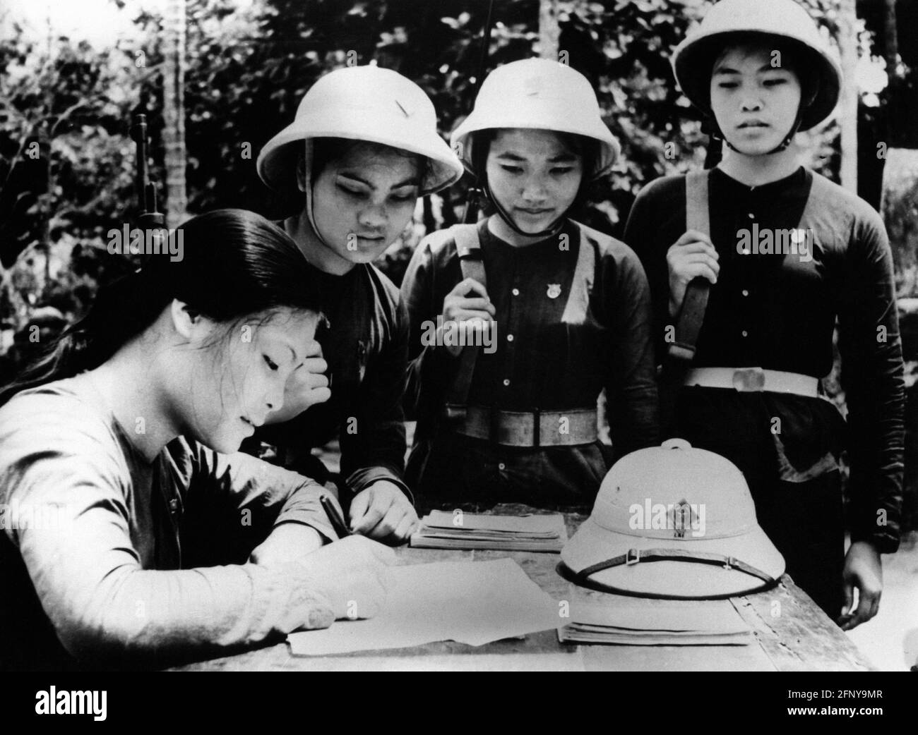 geography/travel, Asia, Vietnam, Viet Nam, War, young women, military, North Vietnam, Hanoi, 1965, ADDITIONAL-RIGHTS-CLEARANCE-INFO-NOT-AVAILABLE Stock Photo