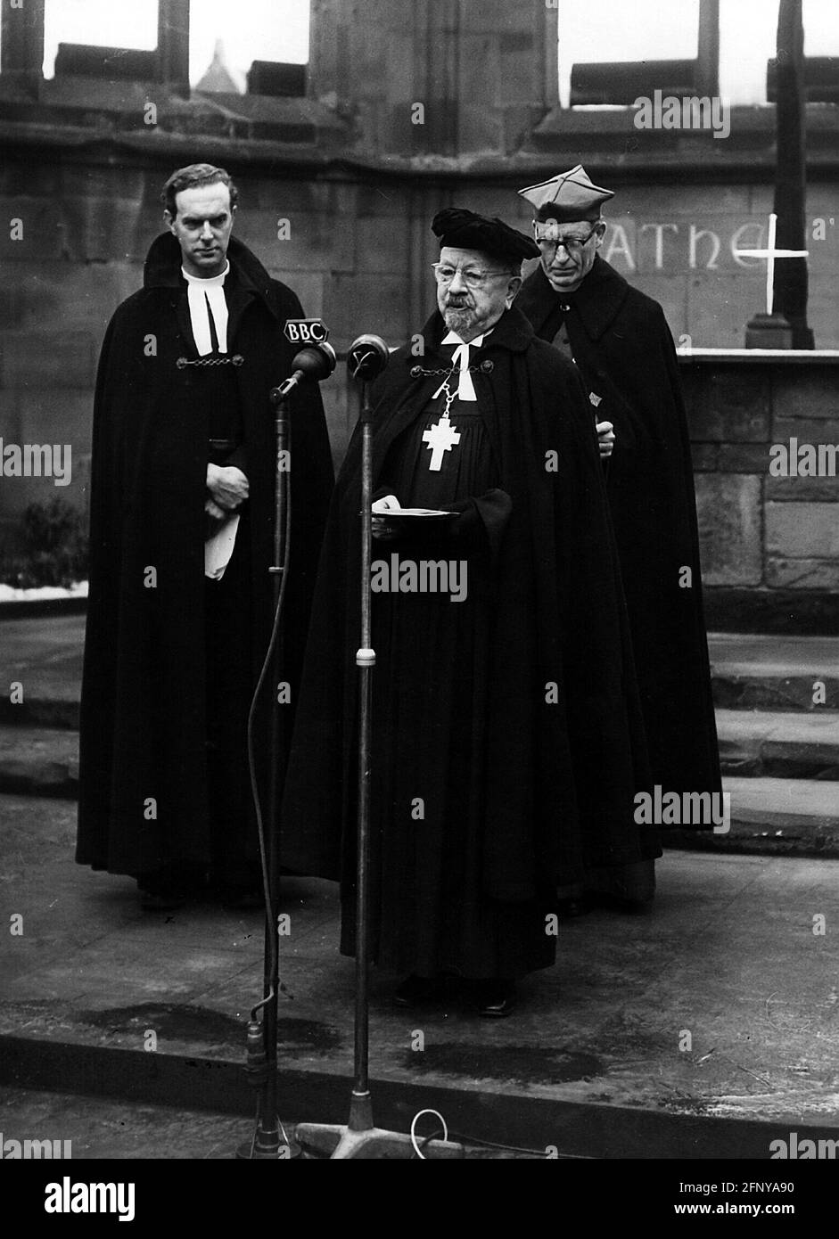 Dibelius, Friedrich Karl Otto, 15.5.1880 - 31.1.1967, German theologian, bishop, giving speech, ADDITIONAL-RIGHTS-CLEARANCE-INFO-NOT-AVAILABLE Stock Photo