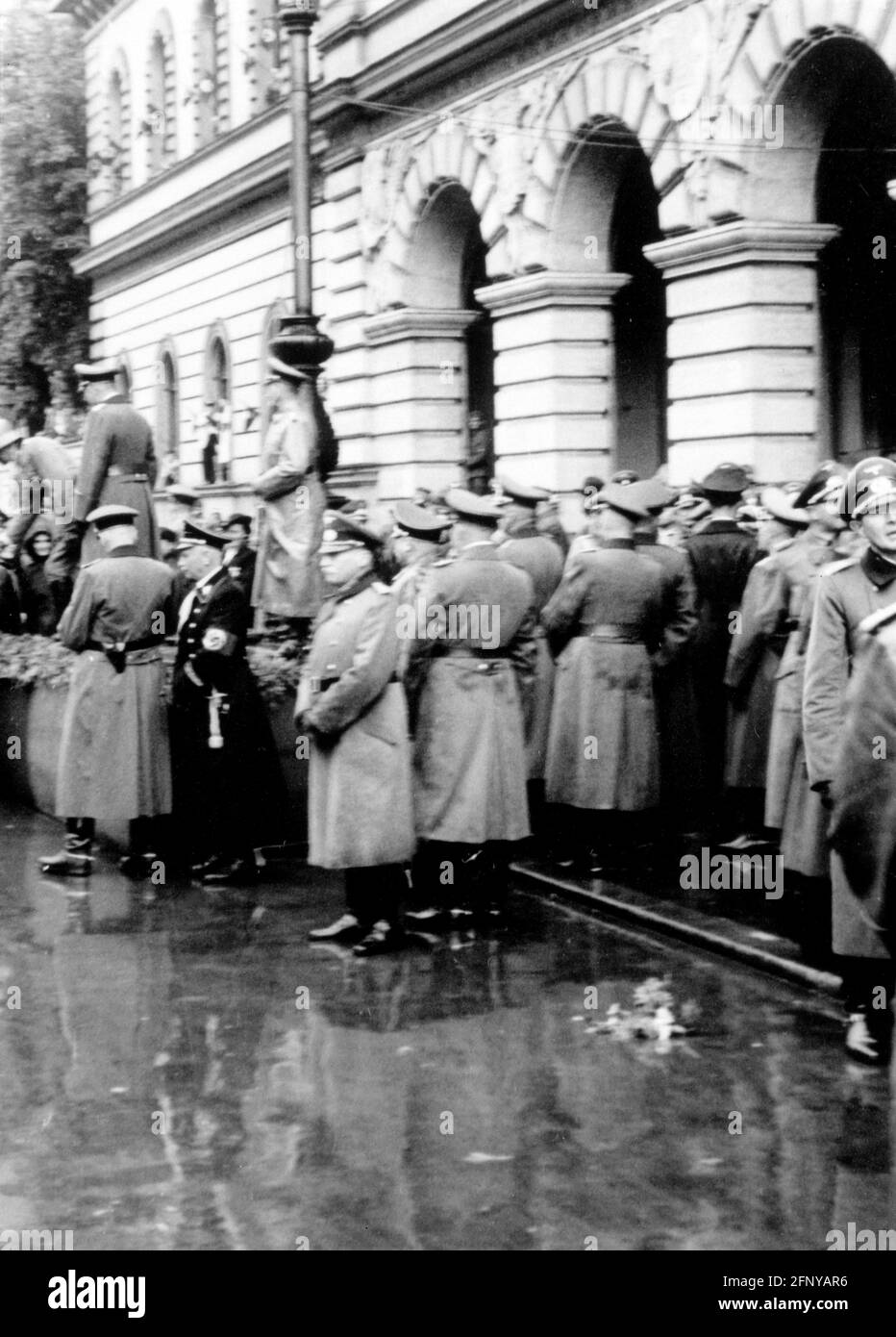 events, Second World War / WWII, Germany, victory celebration after the Battle of France, Wehrmacht officers in Munich, EDITORIAL-USE-ONLY Stock Photo