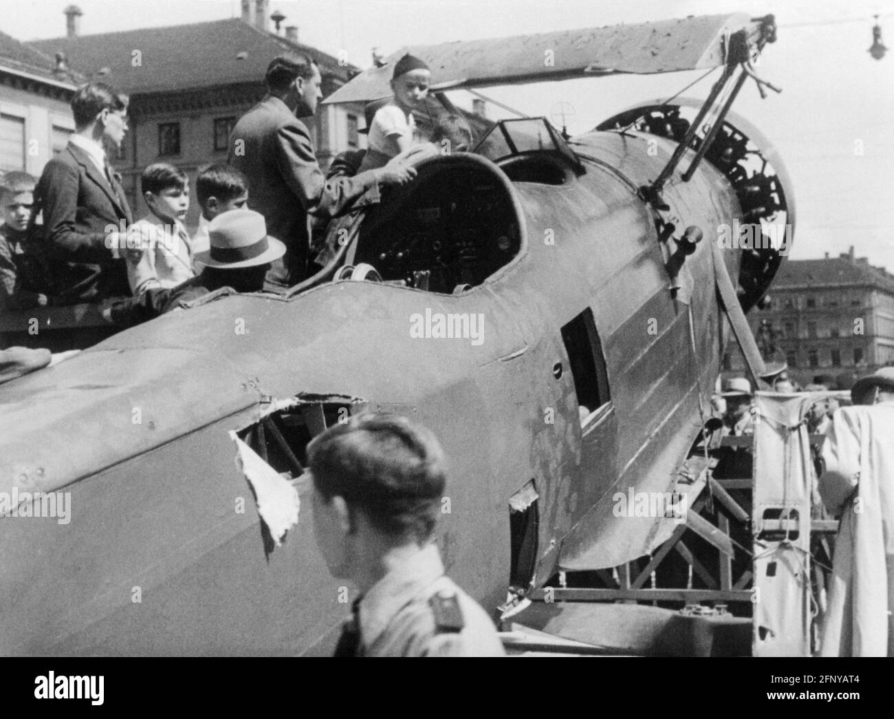 events, Second World War / WWII, Germany, enemy plane, exhibited in Munich after the Battle of France, Odeonsplatz, 25.6.1940, EDITORIAL-USE-ONLY Stock Photo