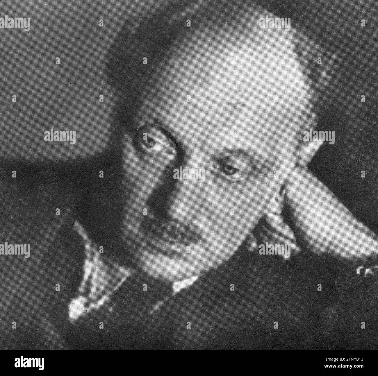 Kaiser, Georg, 25.11.1878 - 6.6.1945, German playwright, portrait, 1940s, ADDITIONAL-RIGHTS-CLEARANCE-INFO-NOT-AVAILABLE Stock Photo