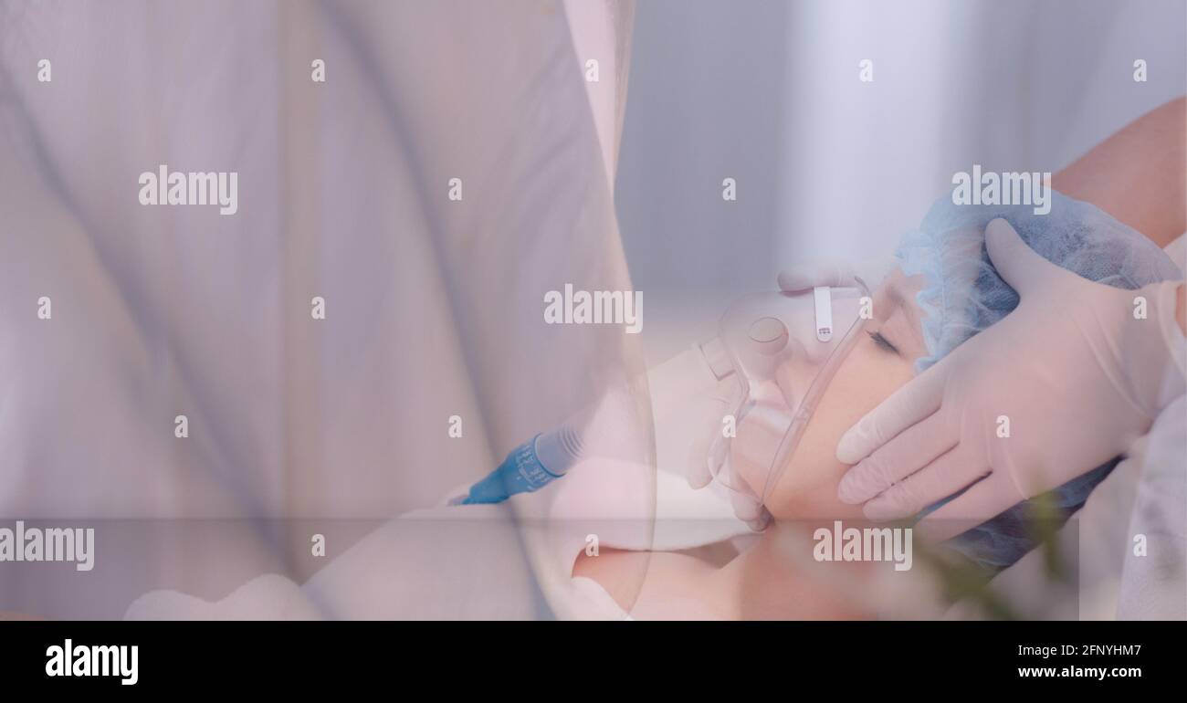 Oxygen mask hi-res stock photography and images - Alamy