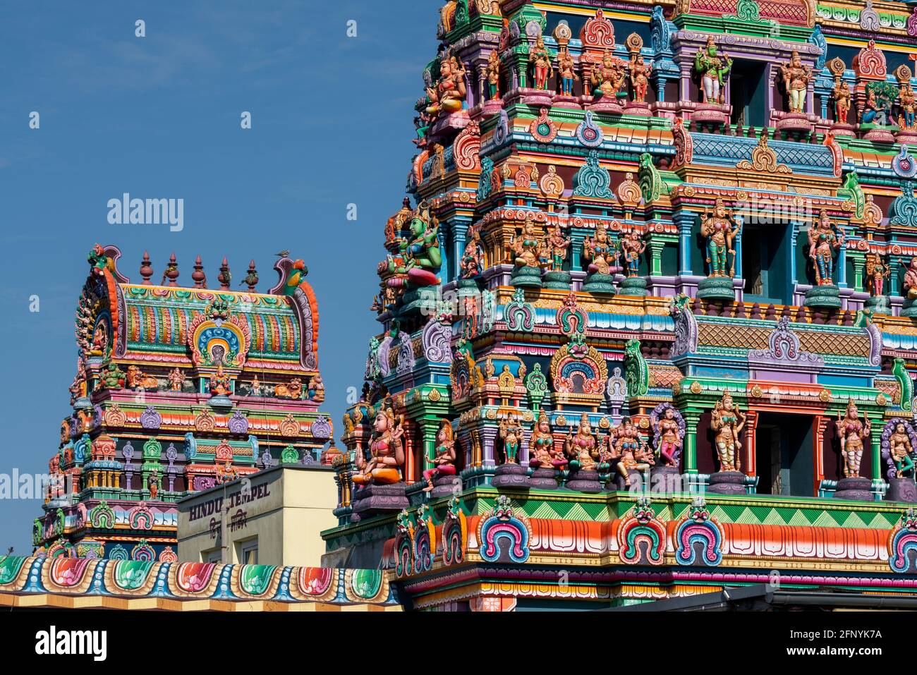 Hamm, Sri-Kamadchi-Ampal-Tempel, Hindu-Tempel, 202 erbaut, aderzweitgrößte hinduistische Tempel Europas Stock Photo