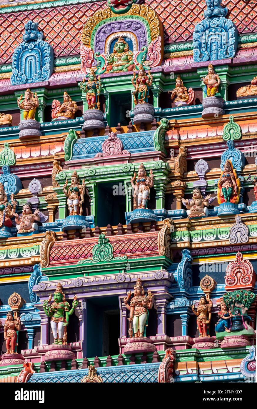 Hamm, Sri-Kamadchi-Ampal-Tempel, Hindu-Tempel, 202 erbaut, aderzweitgrößte hinduistische Tempel Europas Stock Photo