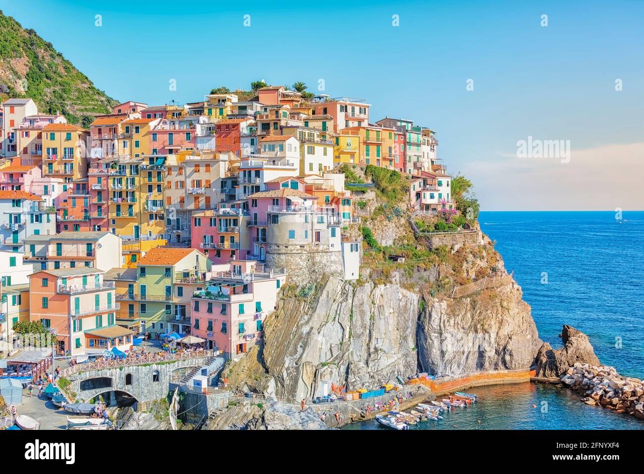 Vernazza italy sea village hi-res stock photography and images - Alamy