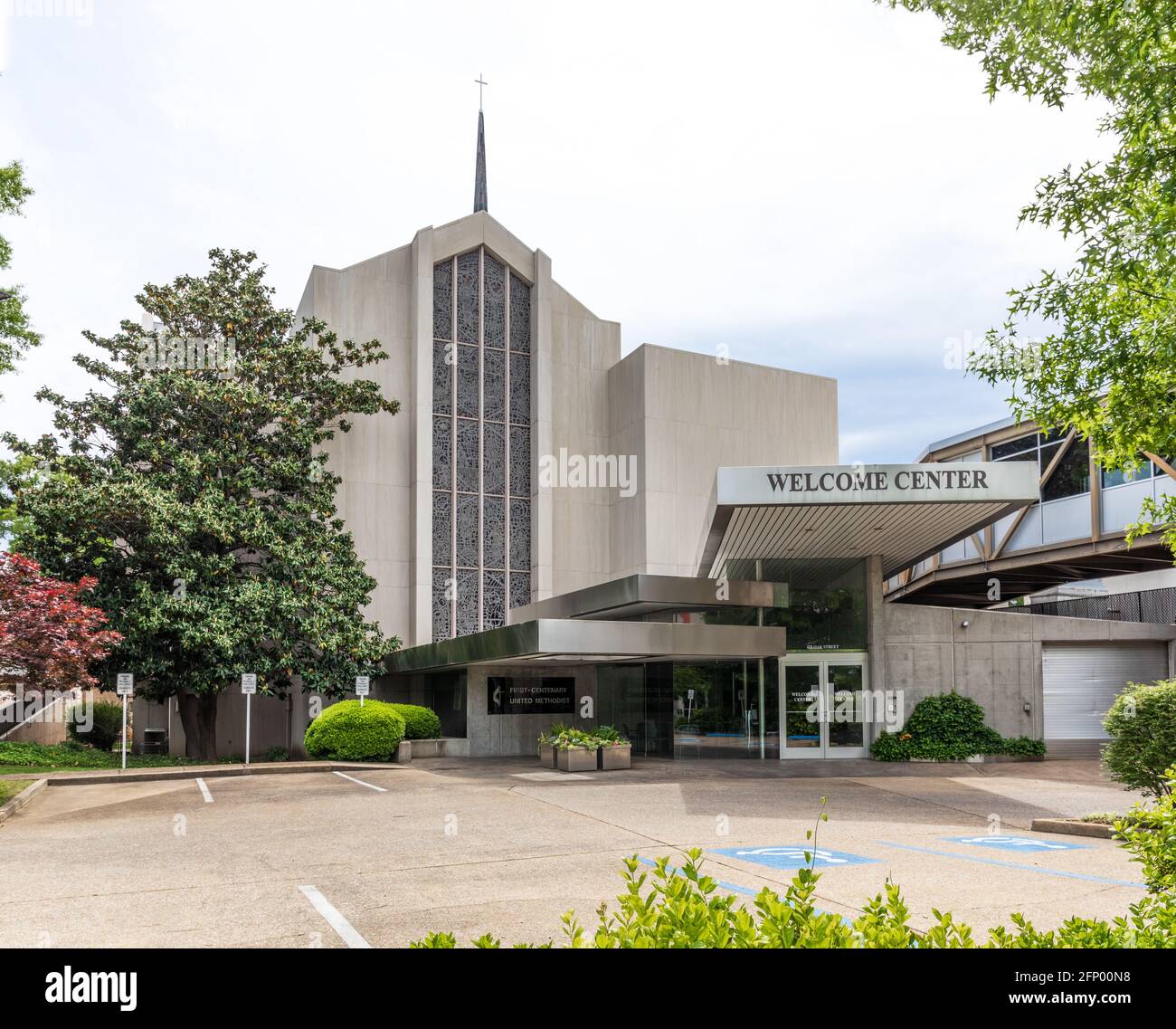 CHATTANOOGA, TN, USA-8 MAY 2021: Building and entrance for the Welcome Center of the First-Centenary United Methodist Church, on McCallie Avenue. Stock Photo