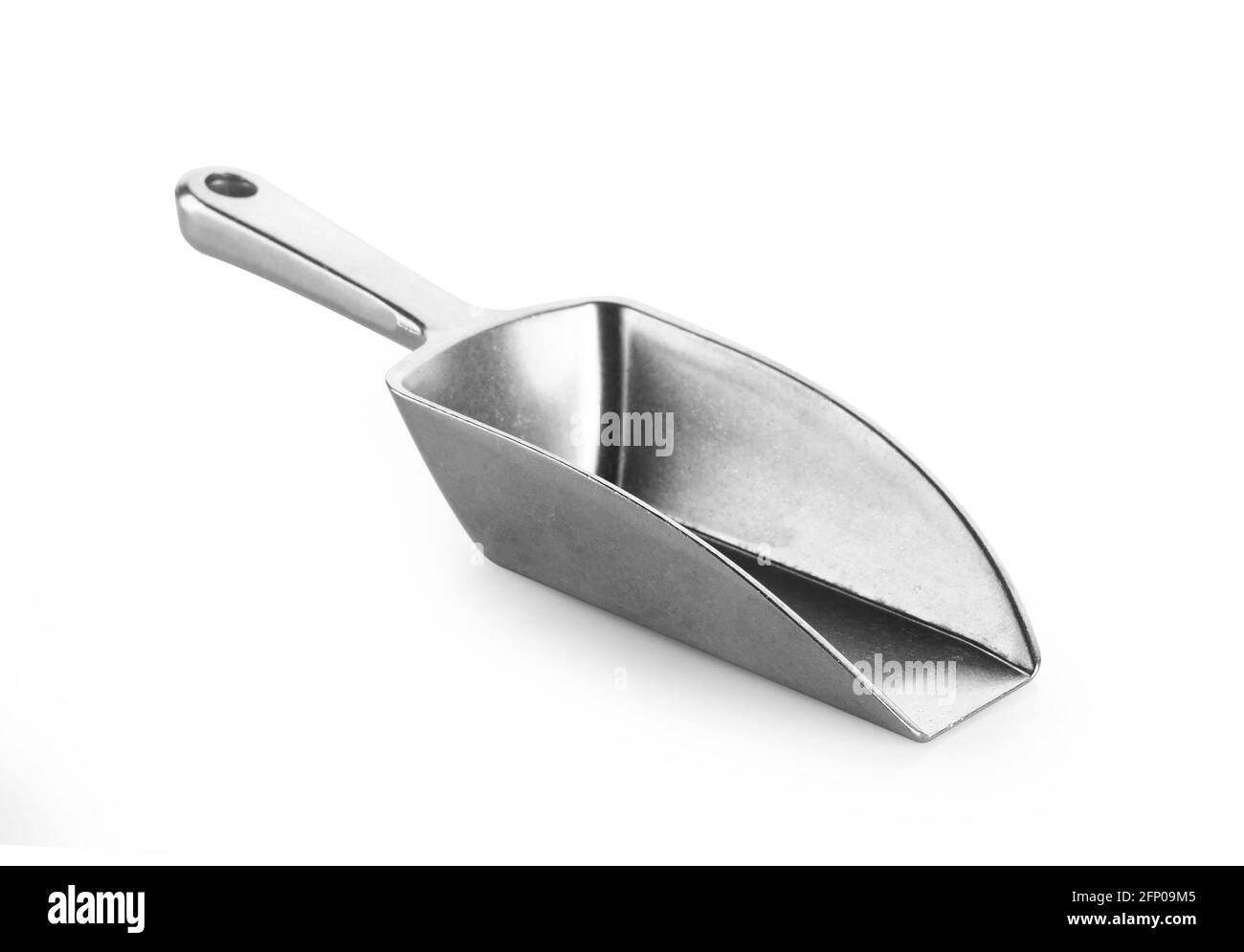 https://c8.alamy.com/comp/2FP09M5/metal-scoop-isolated-on-white-background-2FP09M5.jpg