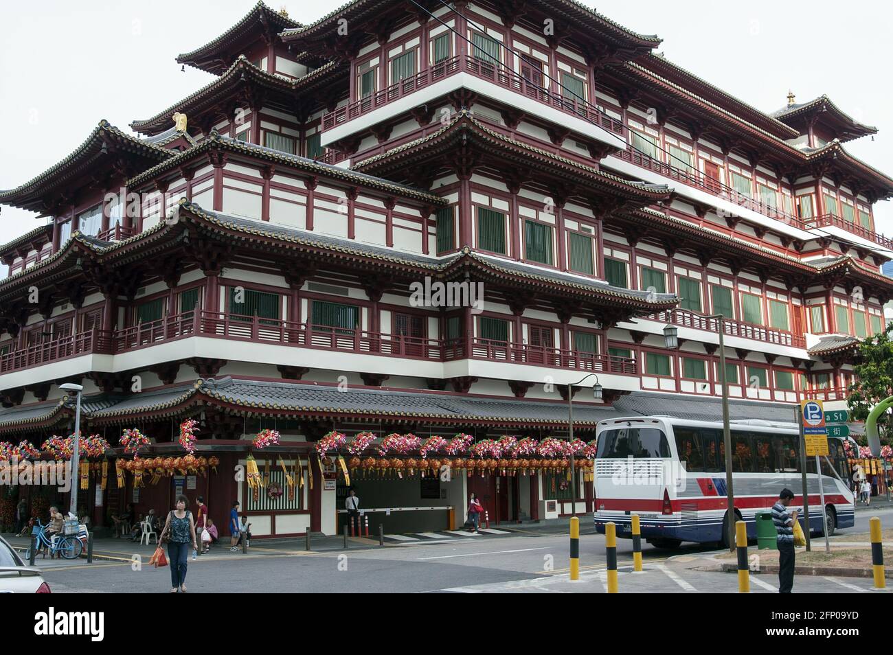 Singapore, Singapur, Asia, Asien; Chinese Quarter - Buddha Tooth Relic Temple and Museum; Chinesisches Viertel; Chinatown Stock Photo