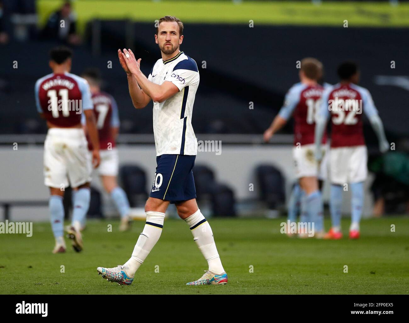 Tottenham Hotspur's Harry Kane reacts after the final whistle during the Premier League match at the Tottenham Hotspur Stadium, London. Picture date: Wednesday May 19, 2021. Stock Photo