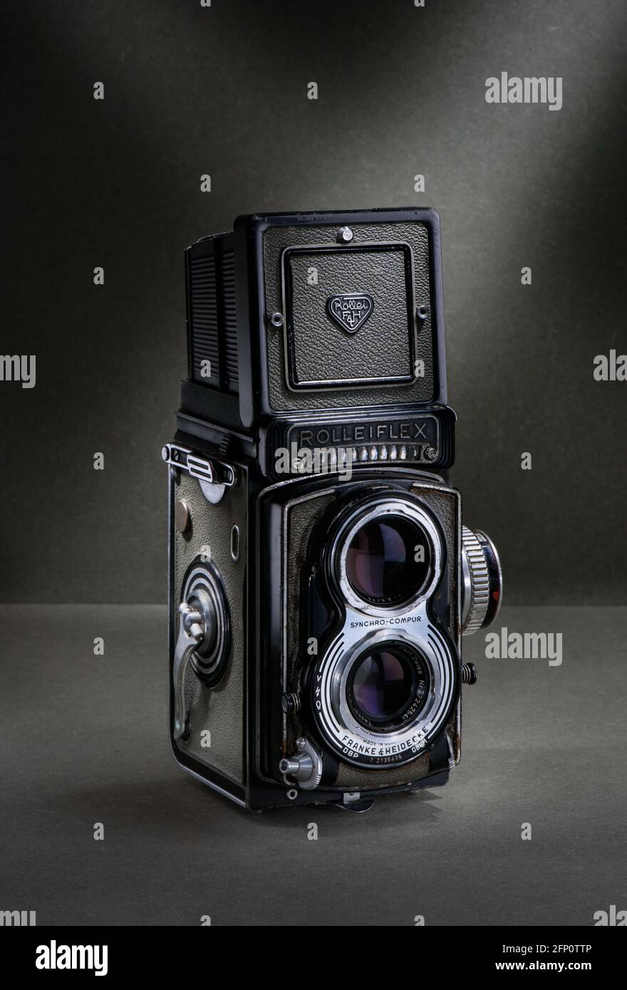 Rolleiflex camera 6x6 format 120mm with 75mm Tessar  Lens Stock Photo
