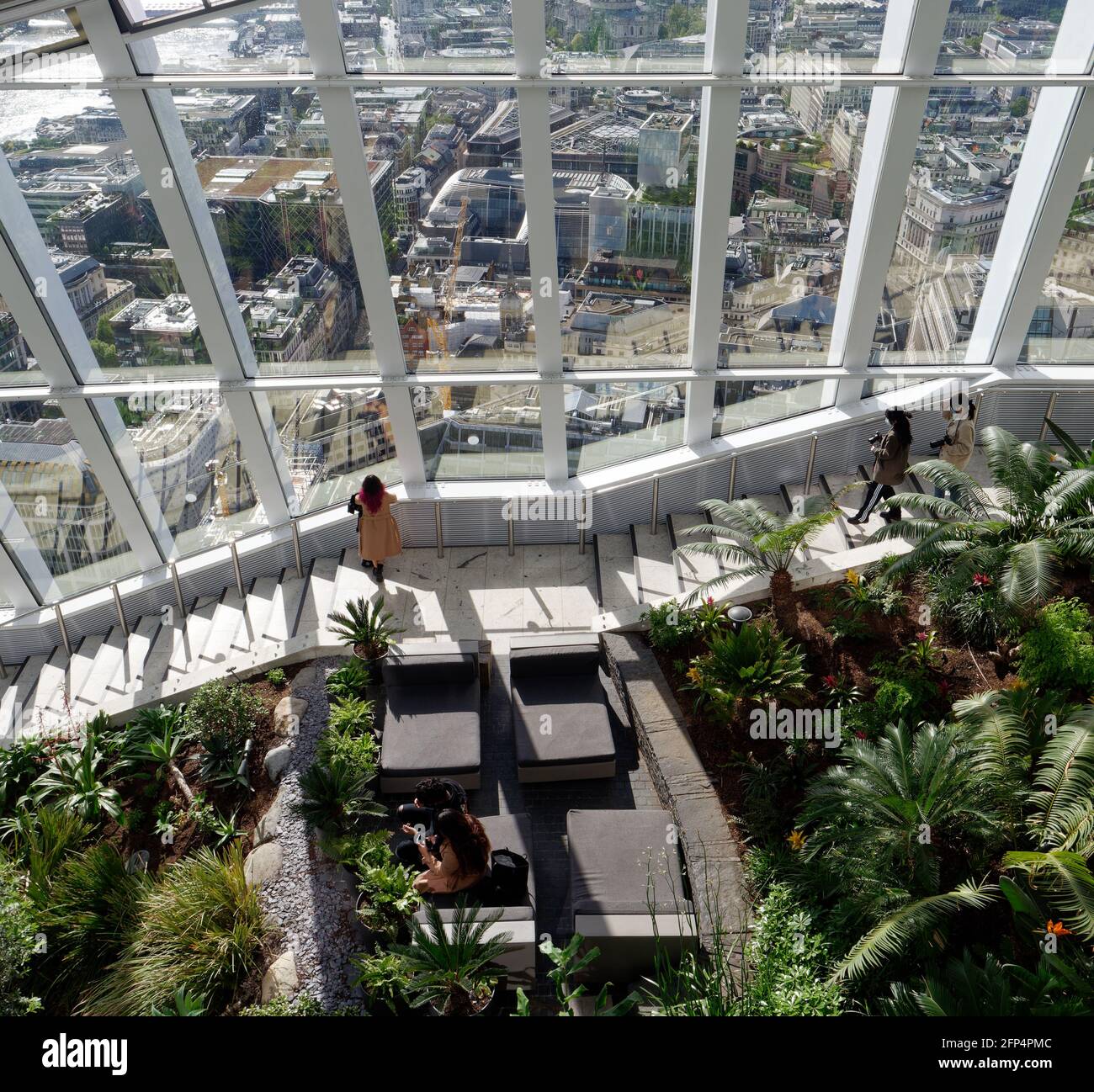 Sky garden london aerial hi-res stock photography and images - Alamy