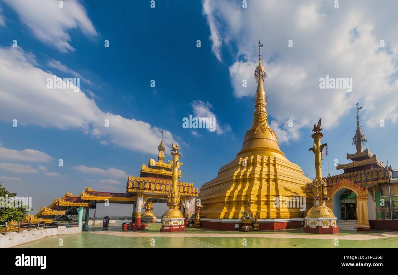 Shwe Taung Yoe Pagoda in Bago, Myanmar Stock Photo