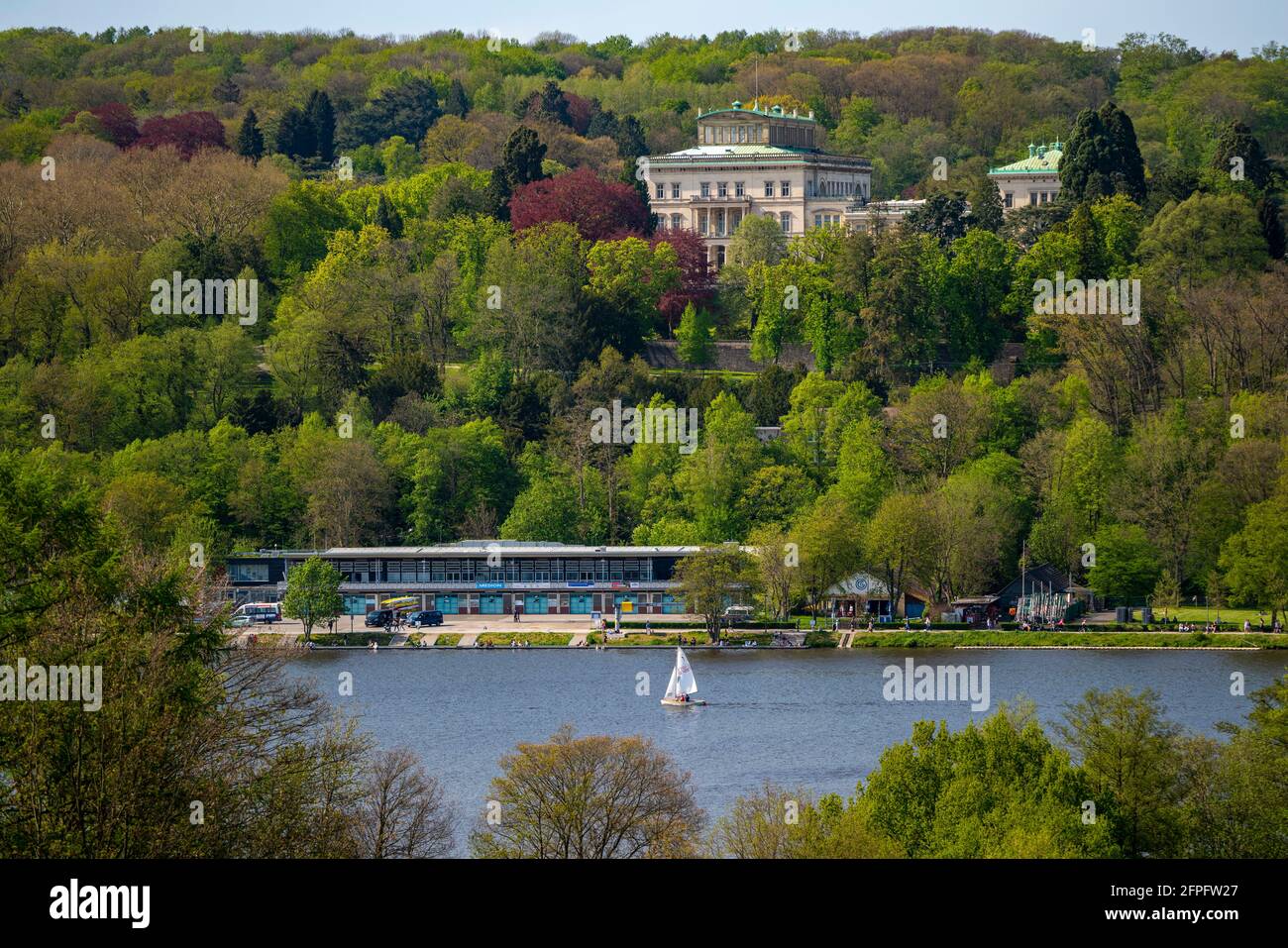 Villa Hügel, seat of the Krupp family of industrialists, above Lake Baldeney, today the seat of the Alfried Krupp von Bohlen und Halbach Foundation, m Stock Photo