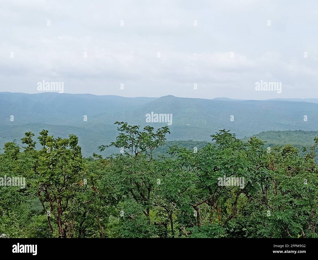 Shot beautiful green mountain hi-res stock photography and images - Alamy