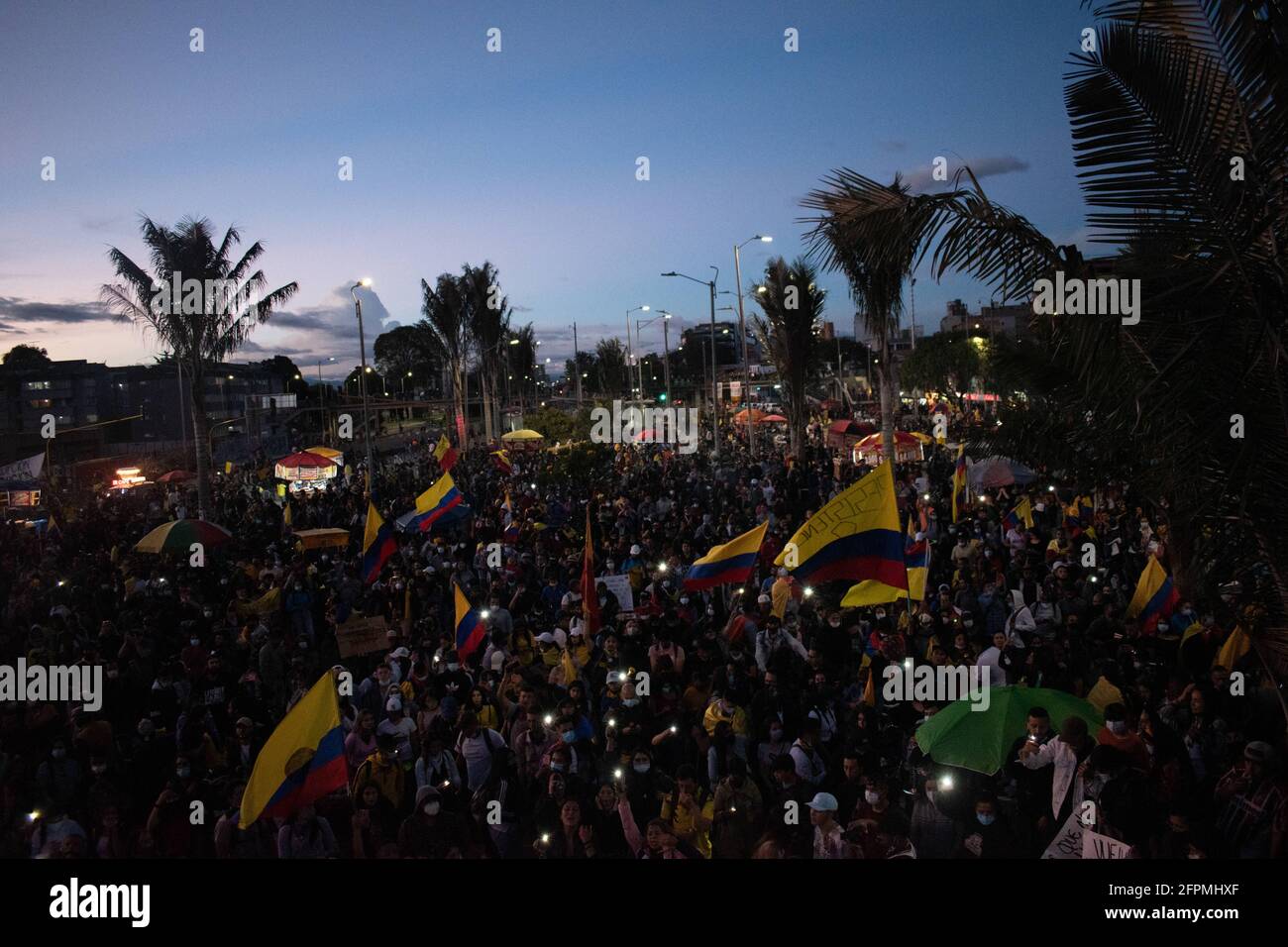 Bogota, Cundinamarca, Colombia. 19th May, 2021. Demonstrations increase in Bogota on May 20, 2021 in the context of a national strike in Colombia against the tax reform and the government of Ivan Duque. Credit: Daniel Romero/LongVisual/ZUMA Wire/Alamy Live News Stock Photo