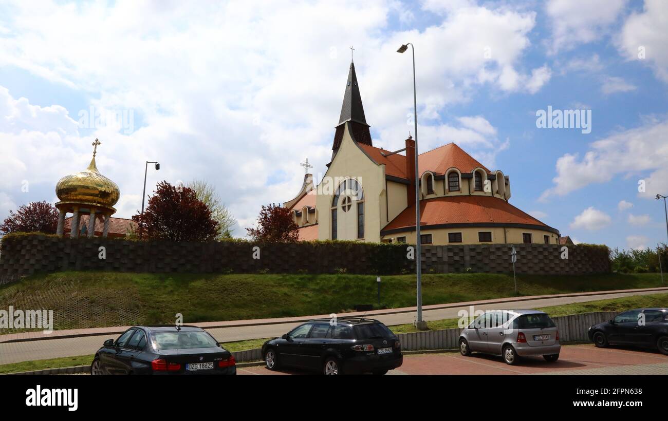Die St. Hedwigskirche (polnisch: św. Jadwigi Śląskiej) ist eine römisch-katholische Kirche in der polnischen Stadt Zgorzelec in der Oberlausitz. Sie g Stock Photo