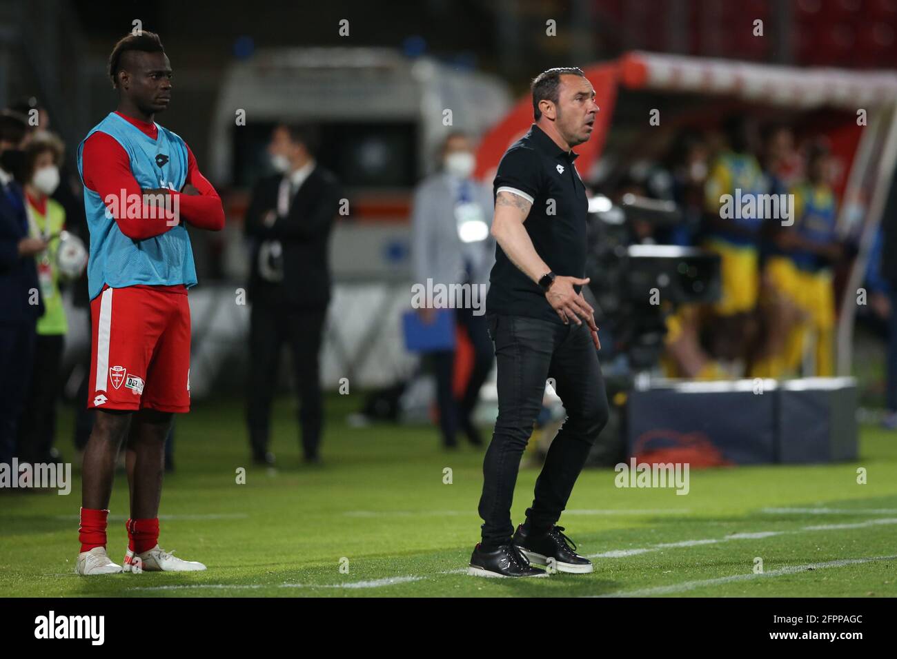 Monza, Italy 20th May 2021. Mario Balotelli of AC Monza looks on as Cristian Brocchi AC Monza Head coach reacts during the Serie B match at U-Power Stadium, Monza. Picture credit should read: Jonathan Moscrop/Sportimage Credit: Sportimage/Alamy Live News Stock Photo