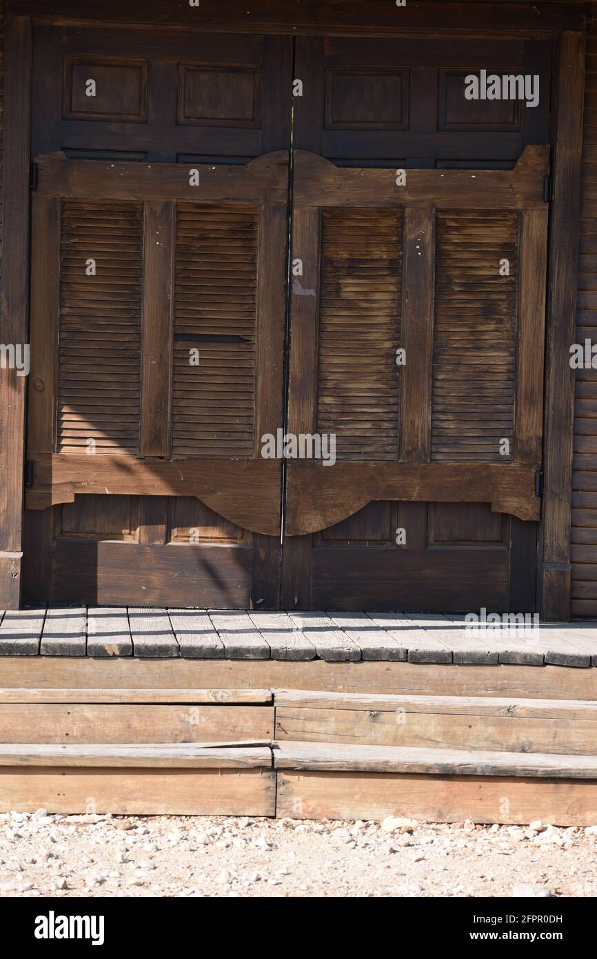 Saloon doors bar hires stock photography and images Alamy