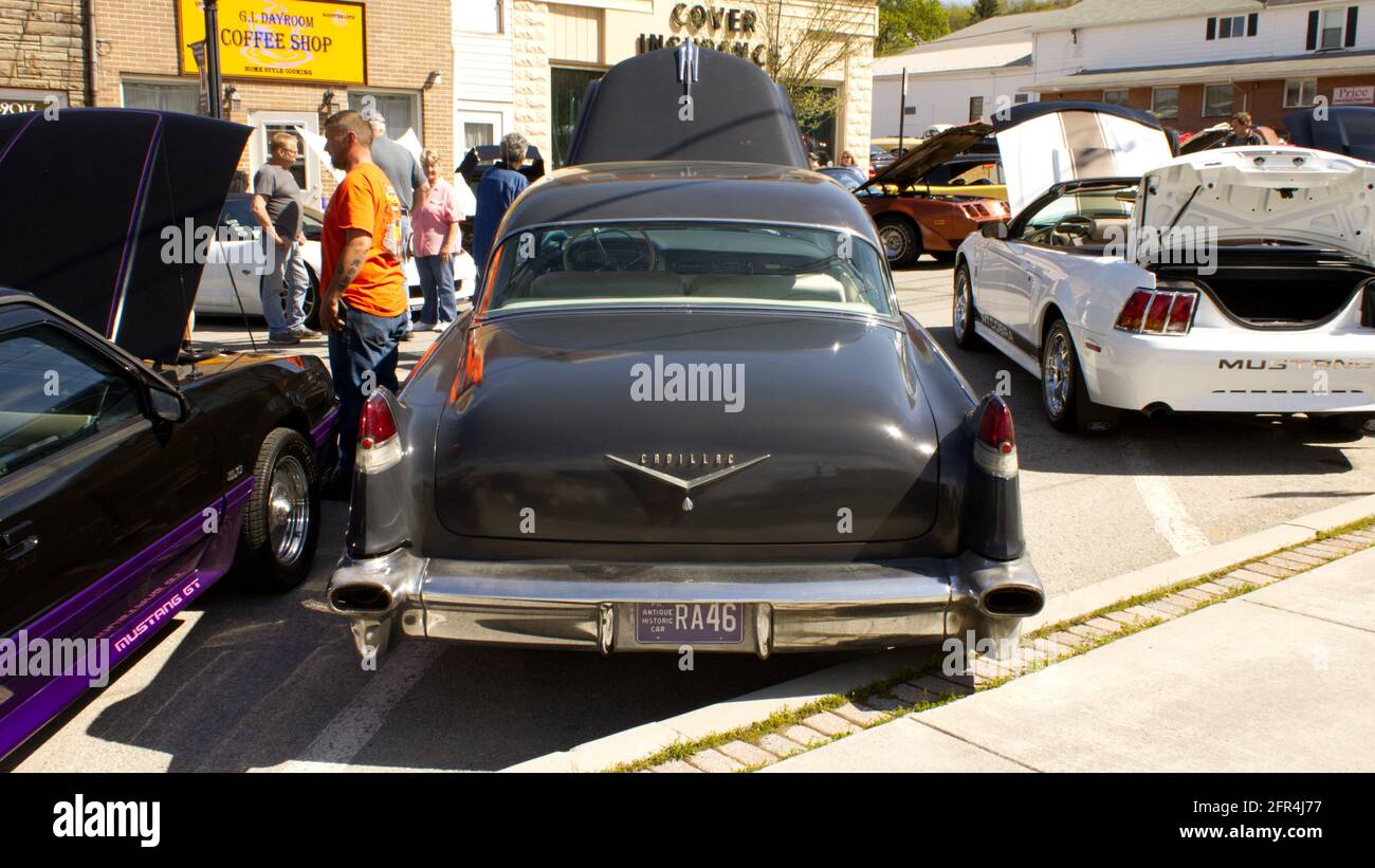 1950s car with fins hi-res stock photography and images - Alamy