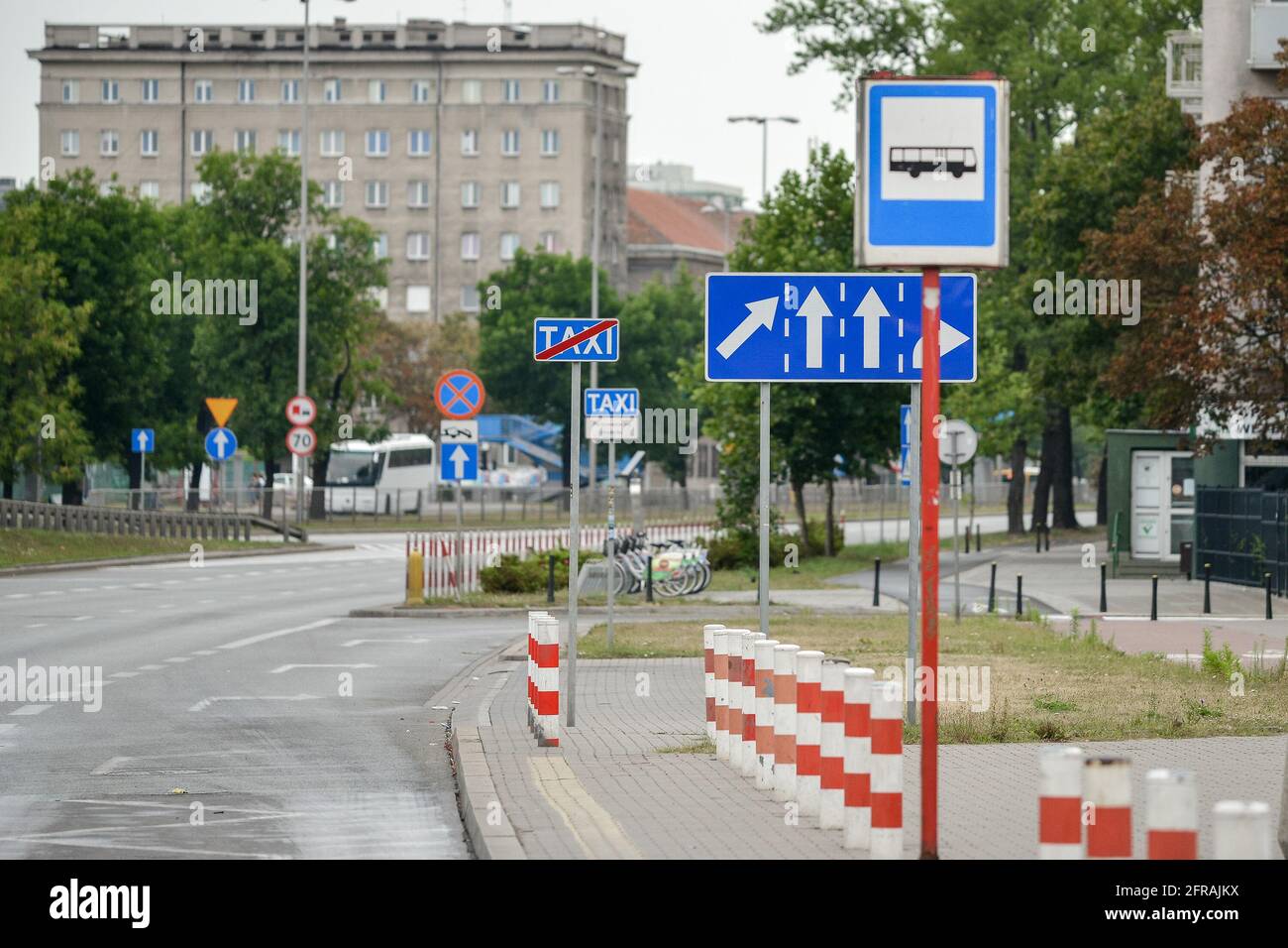 Public signs hires stock photography and images Alamy
