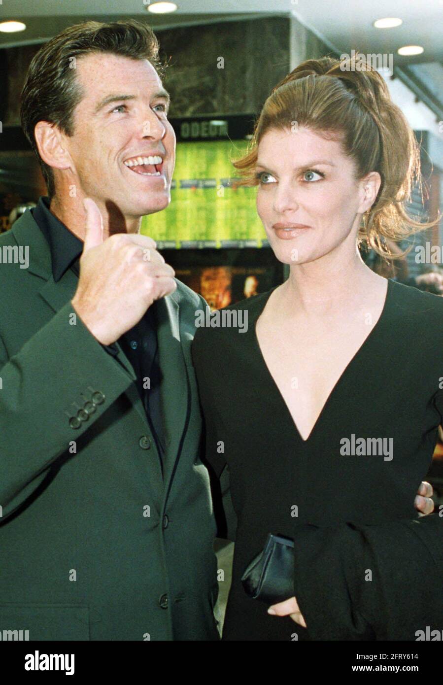 Actors pierce brosnan and rene russo hires stock photography and