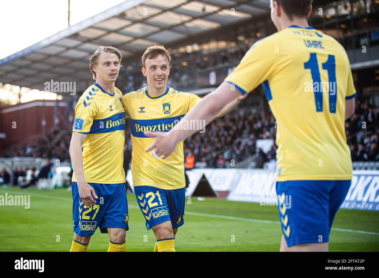 Aarhus, Denmark. 20th, May 2021. Mikael Uhre (11) of Broendby IF scores for 0-1 and celebrates with Simon Hedlund (27) and Lasse Vigen Christensen (21) during the 3F Superliga match between Aarhus GF and Broendby IF at Ceres Park in Aarhus. (Photo credit: Gonzales Photo - Morten Kjaer). Stock Photo