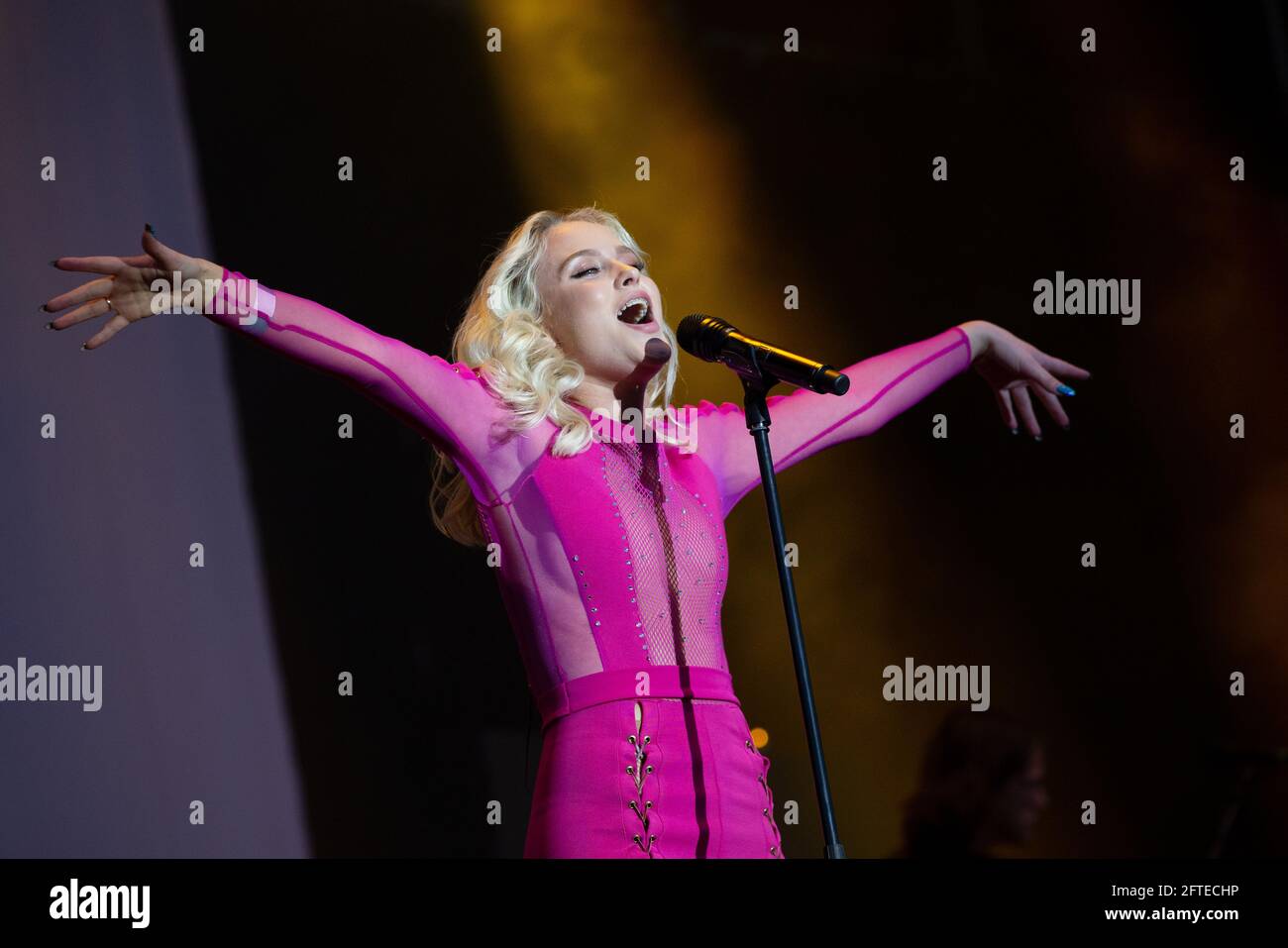 Zara larsson sweden hi-res stock photography and images - Alamy