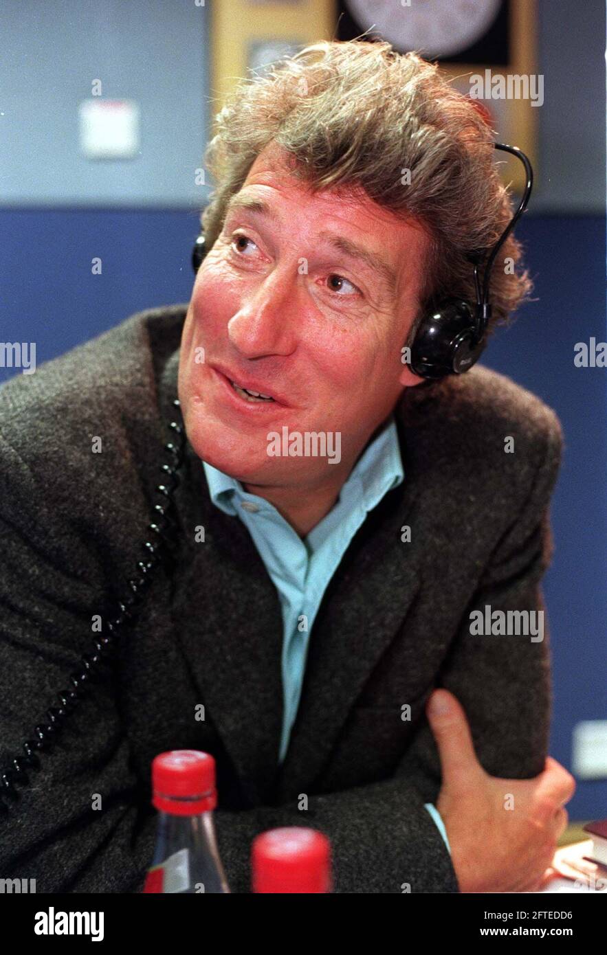 File photo dated 05/10/98 of Jeremy Paxman during a photocall in London where he presented Radio 4's 'Start The Week'. Jeremy Paxman has revealed he has been diagnosed with Parkinson's disease. Issue date: Friday May 21, 2021. Stock Photo