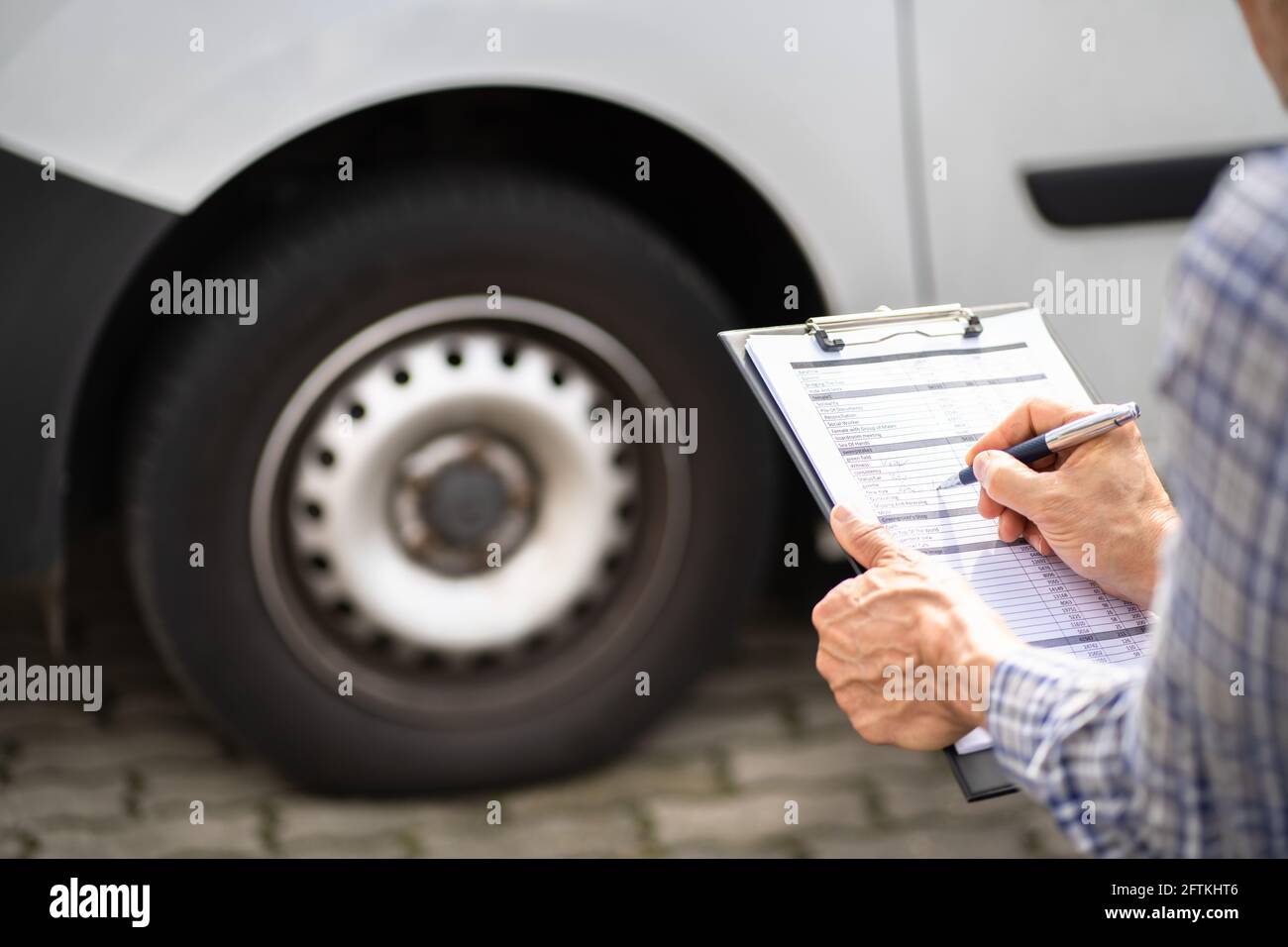 Vehicle safety inspection hires stock photography and images Alamy