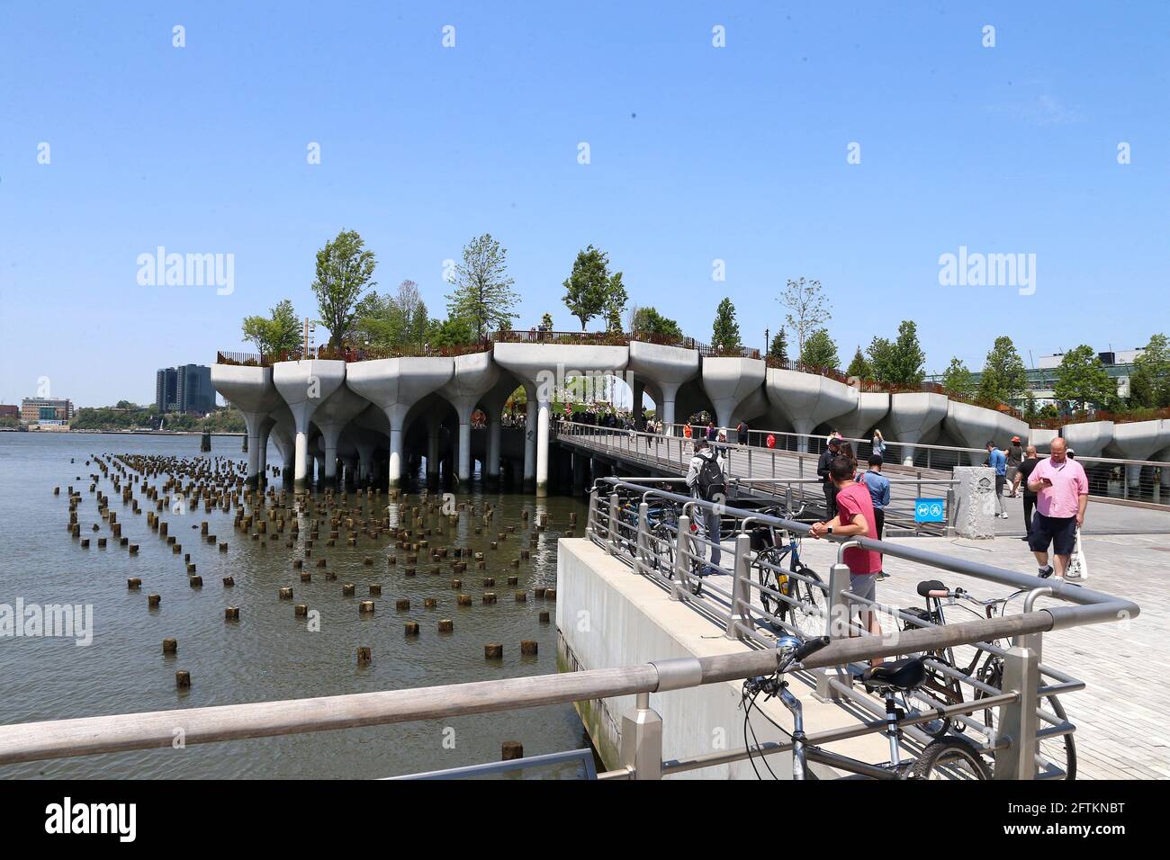 New NYC park "Little Island" opens on the Husdon River Park created by Barry Diller and Diane Von Furstenberg for $260 Million in New York, NY on May 21, 2021.Photo by Charles Guerin/ABACAPRESS.COM Stock Photo