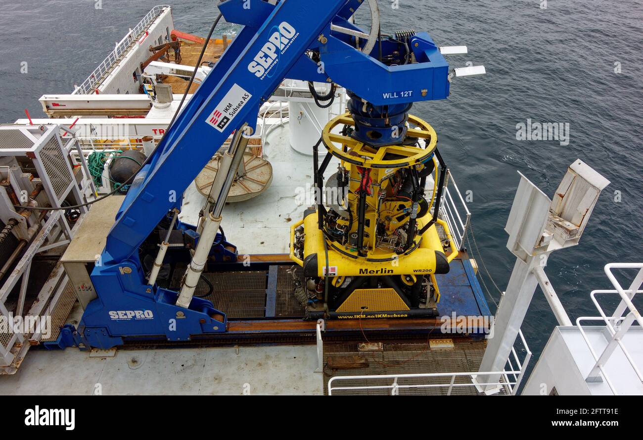 Anchor Handling Vessel High Resolution Stock Photography and Images Alamy