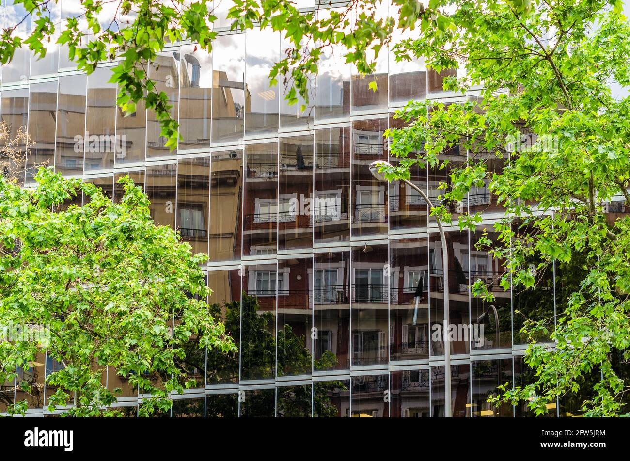 Reflection In Architecture Glass facade reflection, architectural detail Stock Photo - Alamy
