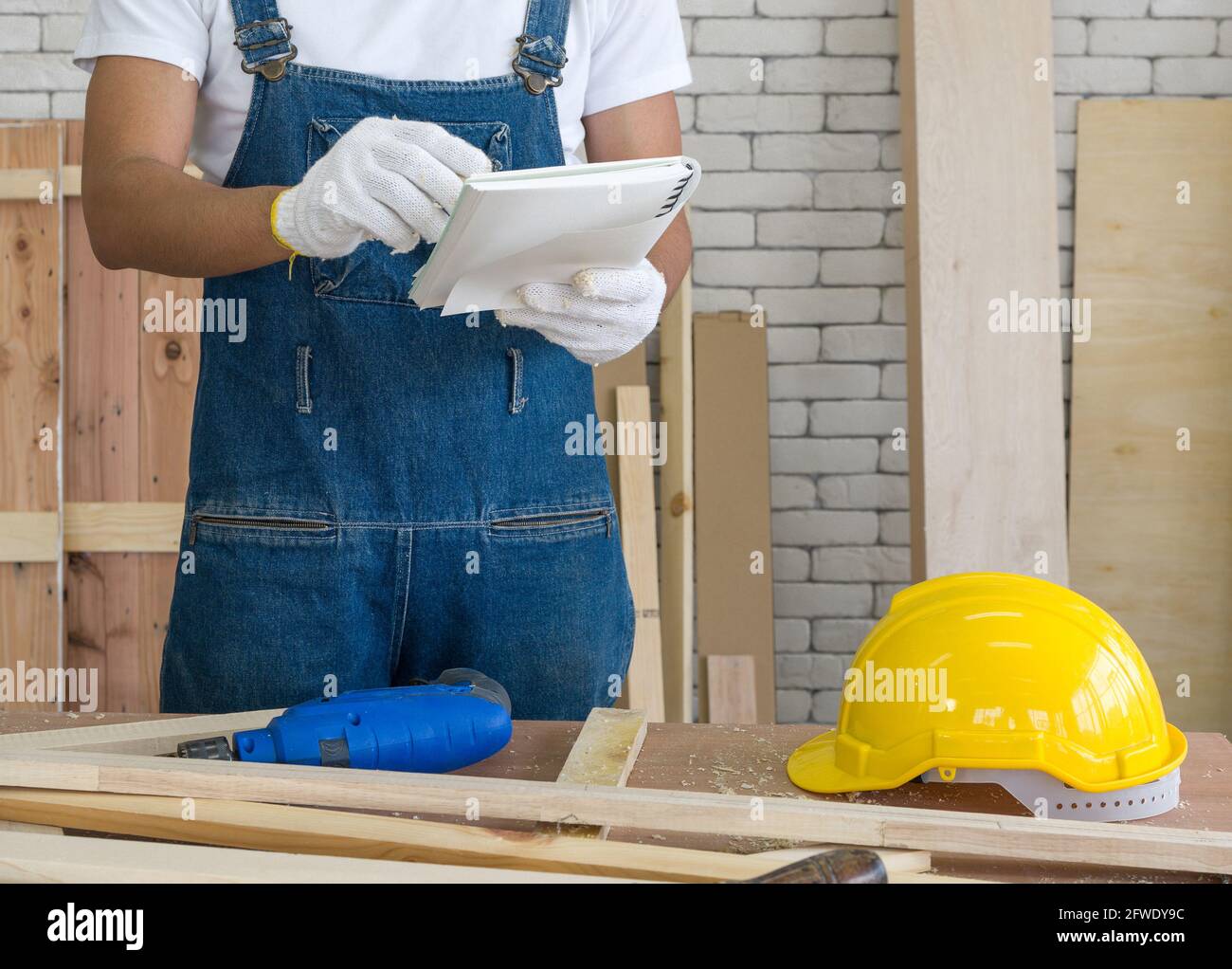 Full repair project hi-res stock photography and images - Alamy