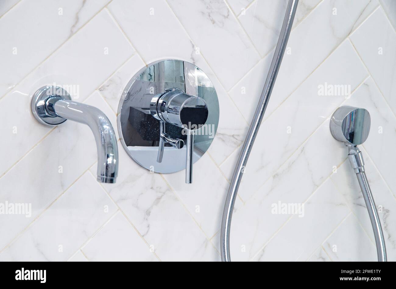 modern shower with water diverter in the bathroom Stock Photo - Alamy