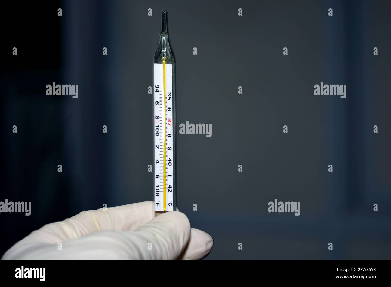Medical mercury thermometer for measuring body temperature, clinical Thermometer equipment with