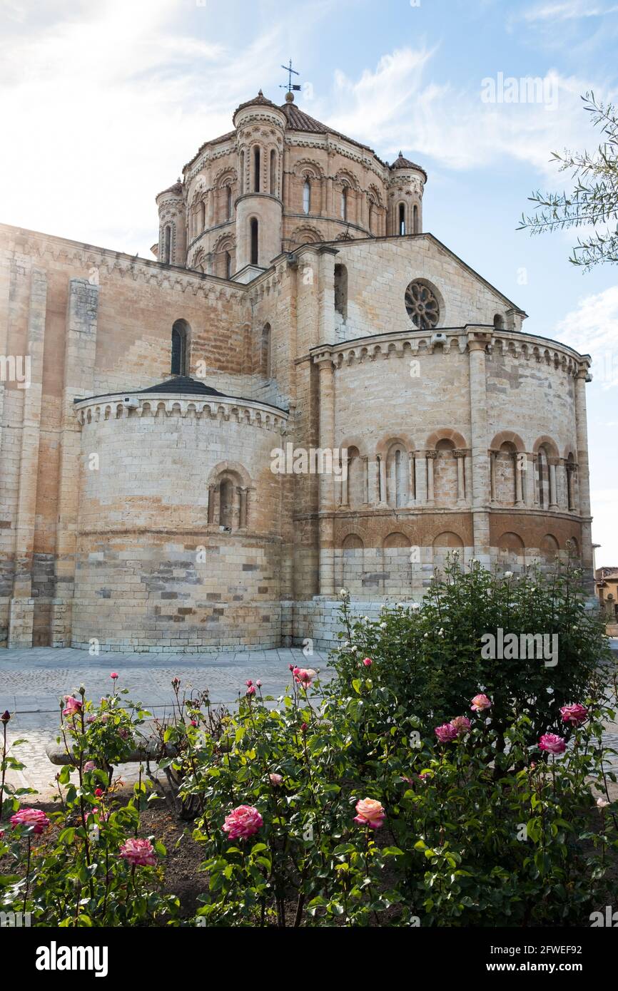 Santa maria la mayor cathedral hi-res stock photography and images - Alamy