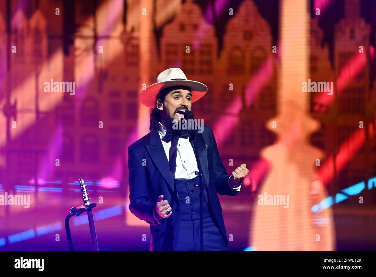 The black mamba singer hi-res stock photography and images - Alamy