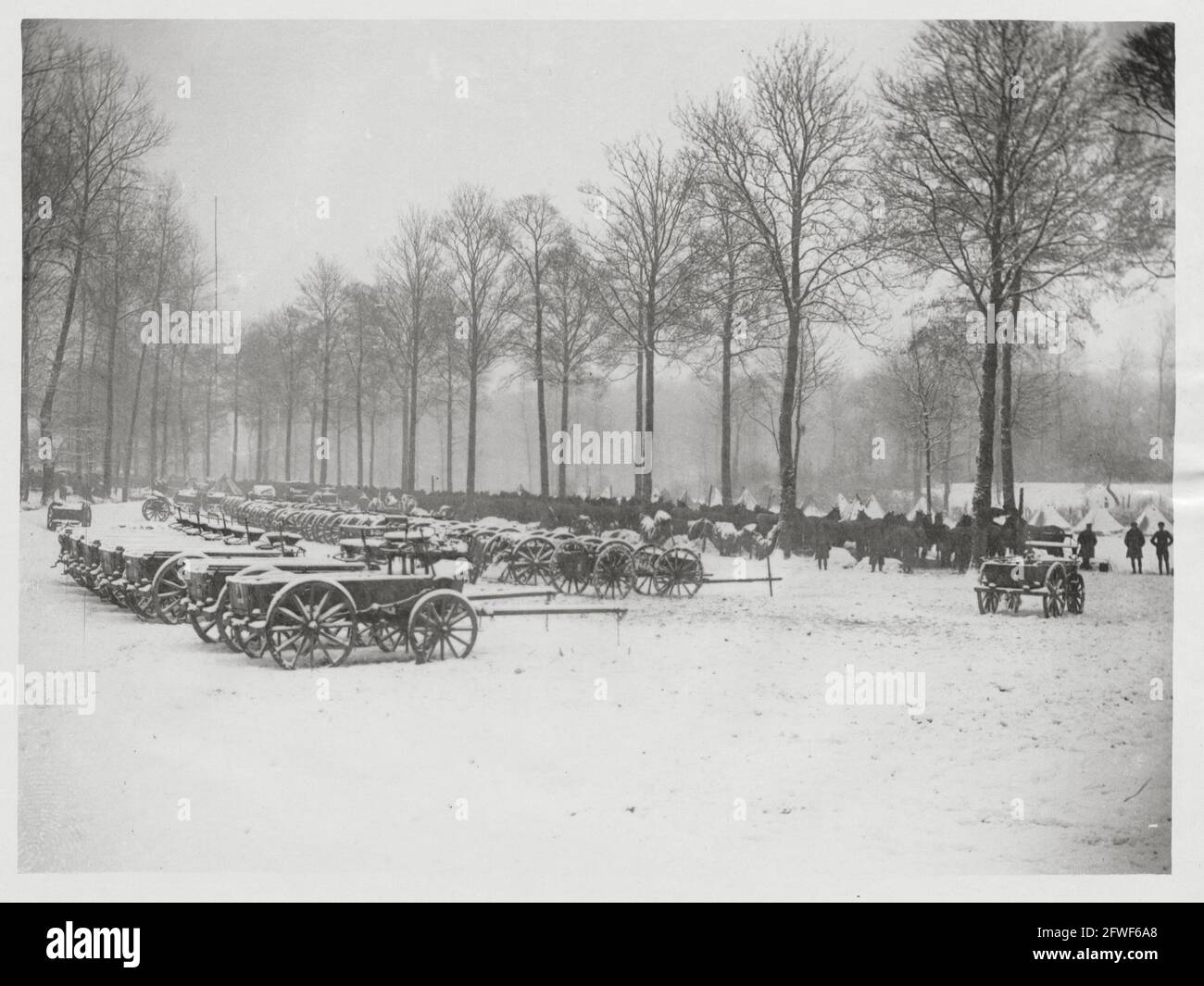 World War One, WWI, Western Front - Artillery carts lined up in the snow, France Stock Photo