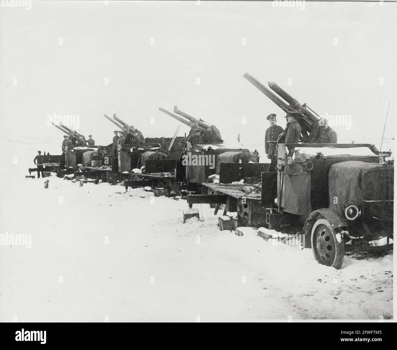 World War One, WWI, Western Front - Anti-aircraft gunners in the snow with their guns, France Stock Photo