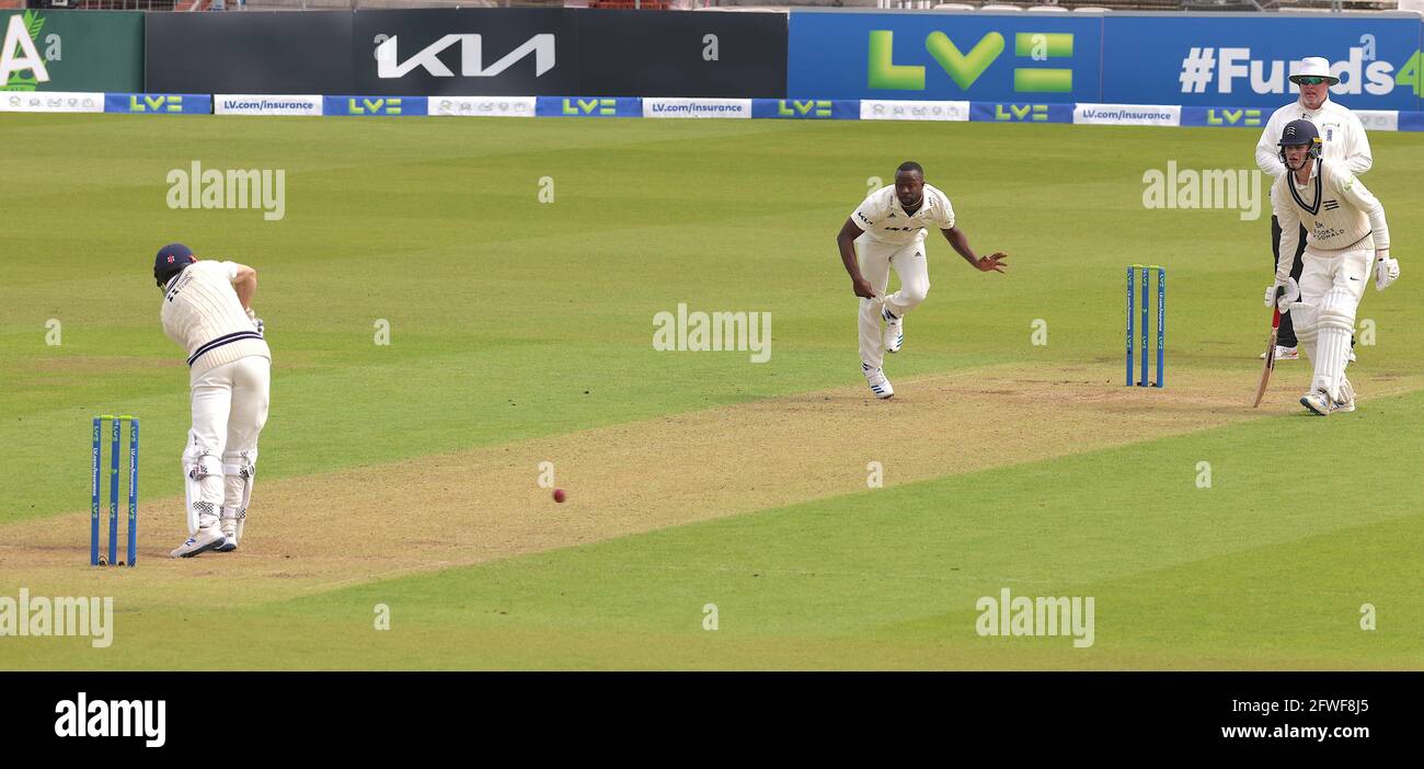 22 May, 2021. London, UK. Surrey’s Kemar Roach bowling to Middlesex’s John Simpson as Surrey take on Middlesex in  the County Championship at the Kia Oval, day three David Rowe/Alamy Live News Stock Photo