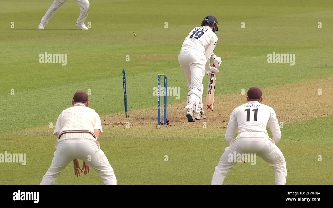 22 May, 2021. London, UK. Surrey’s Kemar Roach bowls Middlesex’s Blake Cullen as Surrey take on Middlesex in  the County Championship at the Kia Oval, day three David Rowe/Alamy Live News Stock Photo