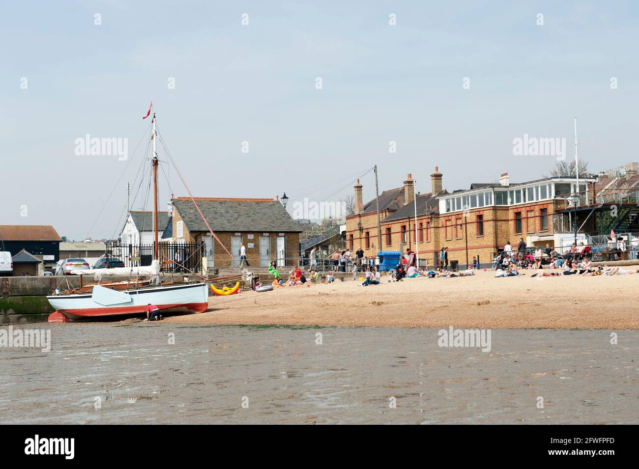 Beach Leigh on Sea Essex Stock Photo - Alamy