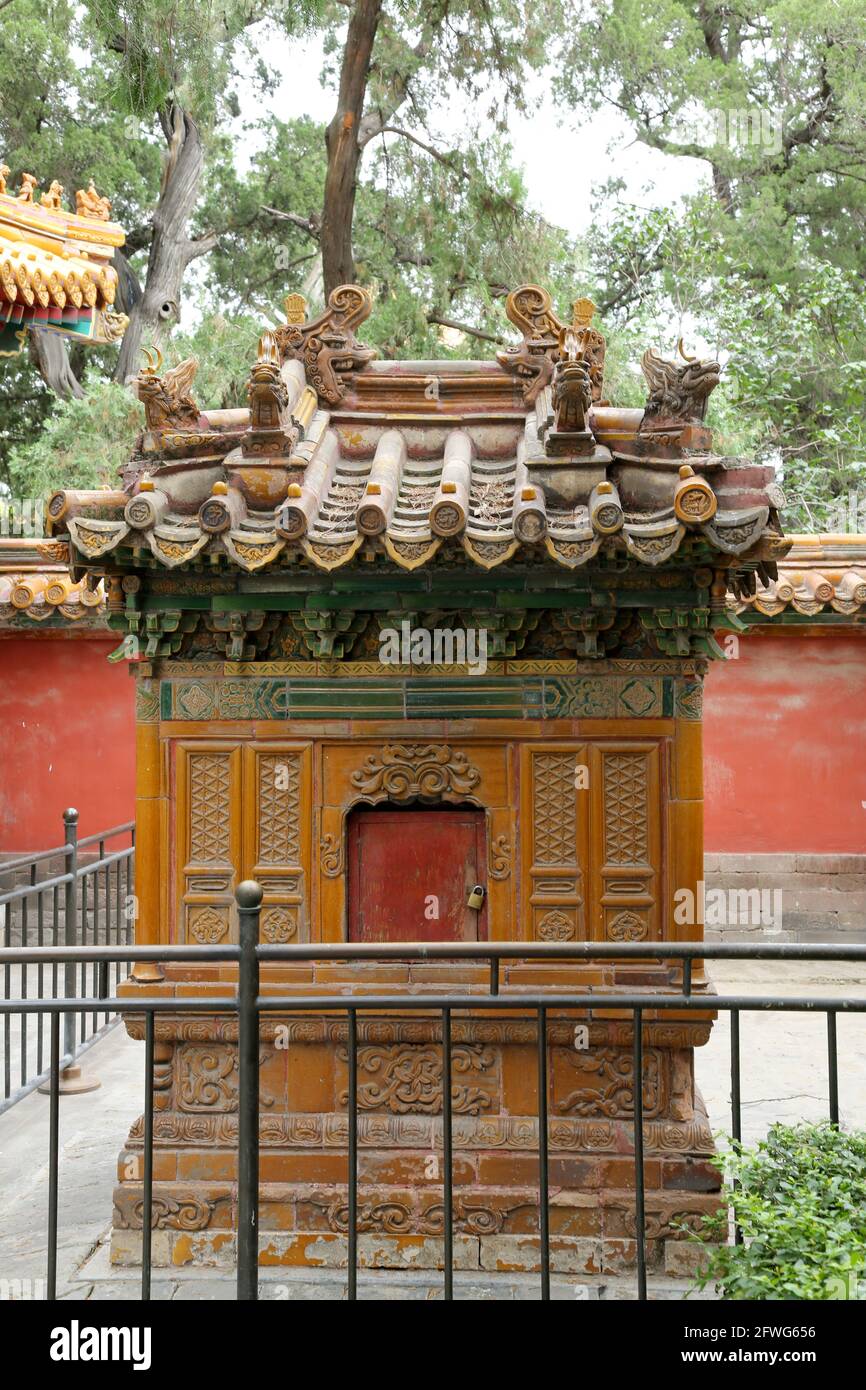 Small ornate shed style pavillion at The Imperial Gardens in The Forbidden City Palace Museum of Beijing, China. Stock Photo